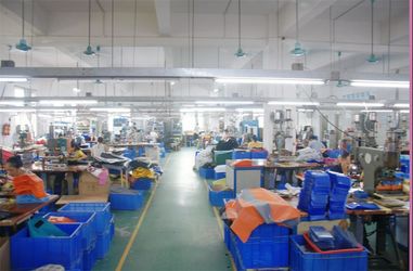 Cina Dongguan Yuanfeng Plastic Jewelry Co., Ltd.